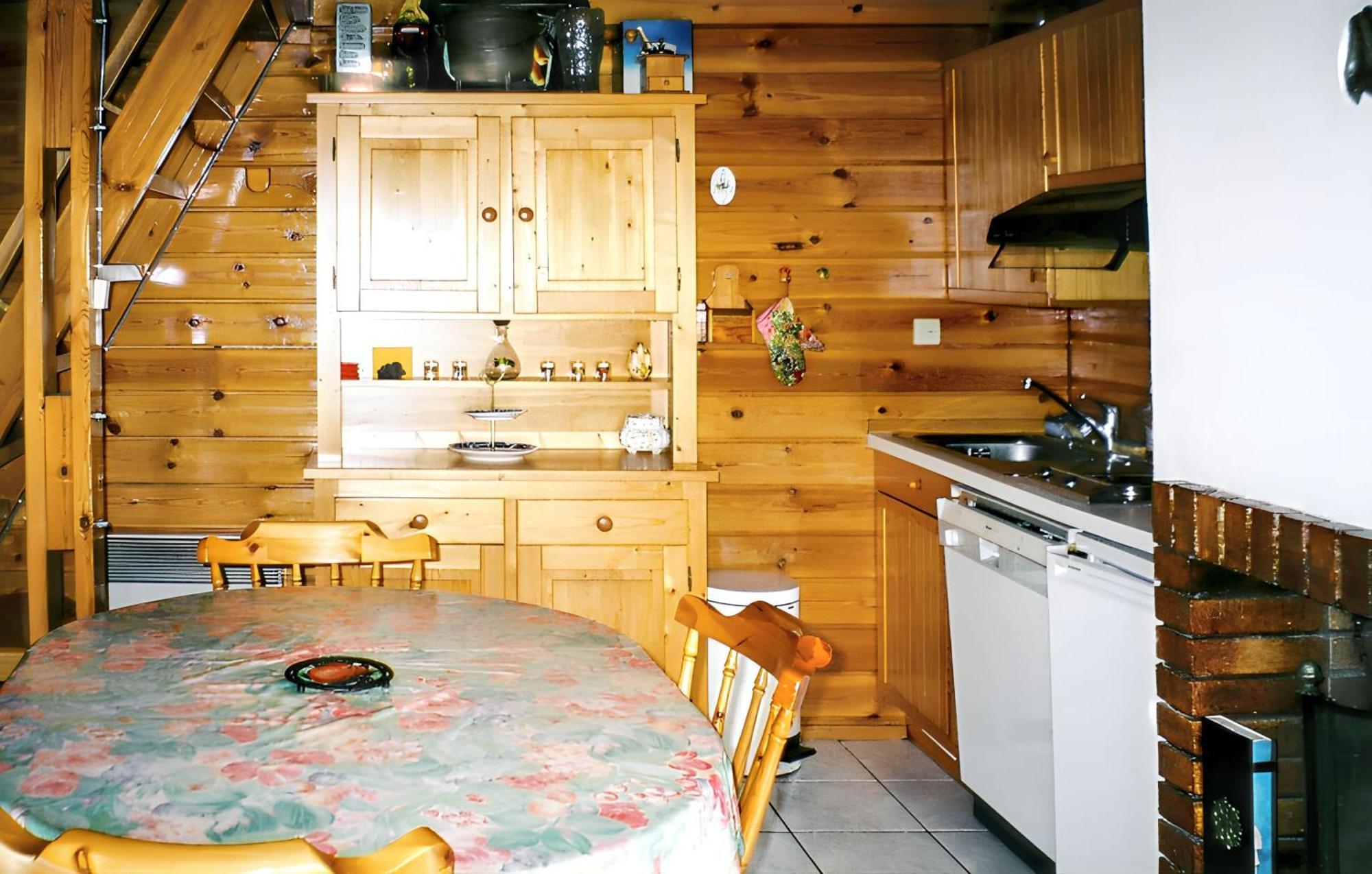 Chalet Cosy A Sixt-Fer-A-Cheval Avec Vue Sur La Montagne Exterior foto
